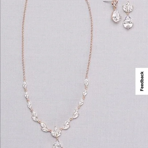 Rose gold earring and necklace set - Picture 2 of 2